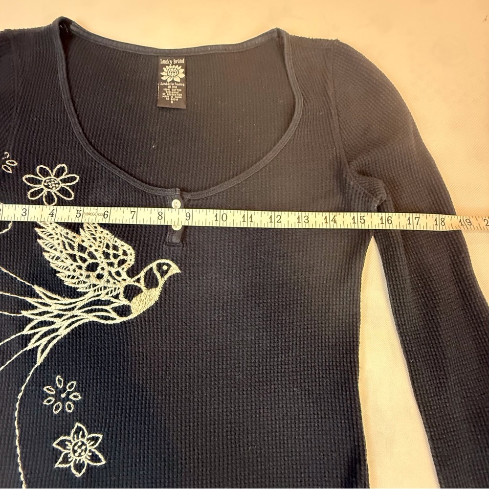 Lucky Brand Black Top with Cream Bird Design - Picture 10 of 16